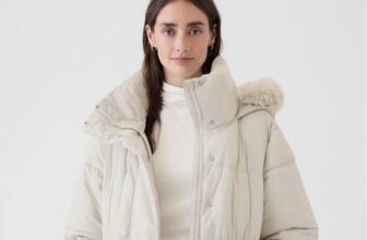 [🆕🇻🇳] KIZZO SHOP – 165 Hoàng Hoa Thám 👕 Top1Fashion 👗  Đẹp dã man vậy  đẹp không rời mắt được luôn ấy ạ. Chất liệu trần bông, có thể giặt máy
. Giá tag 188$ ~ 4.xxx  KIZZO giá 950k
. Size S
, shares-0✔️ , likes-3❤️️ , date-2024-11-29 21:01:52🇻🇳🇻🇳🇻🇳📰🆕