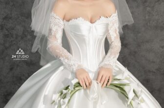 [🆕🇻🇳] 2H Studio – Chụp Ảnh Cưới Đẹp 🤵🏻 Top1Wedding 👰🏻   𝐌𝐢𝐧𝐢𝐦𝐚𝐥 𝐁𝐫𝐢𝐝𝐚𝐥 𝐌𝐚𝐤𝐞𝐮𝐩Trong ngày cưới, mọi cô dâu đều muốn trở thành phiên bản xinh đẹp nhất của chính mình.Phong cách makeup này nhấn mạnh sự đơn gi , shares-0✔️ , likes-57❤️️ , date-2024-12-06 06:41:55🇻🇳🇻🇳🇻🇳📰🆕