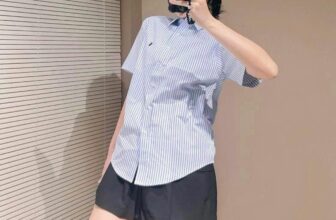 [???] ELIS Shop vnxk – 12 thiên hộ dương p1 Q. Gò vấp HCM  ? Top1Fashion ?  Sơ mi tay ngắn thêu ngựa polochất linen thô oxford dư xịn đỉnh của chóp luôn chất siêu đẹp hiếm lắm
Soi kĩ giúp e logo thêu nét căng full tag mac chính h , shares-0✔️ , likes-1❤️️ , date-2024-11-29 23:49:52????????