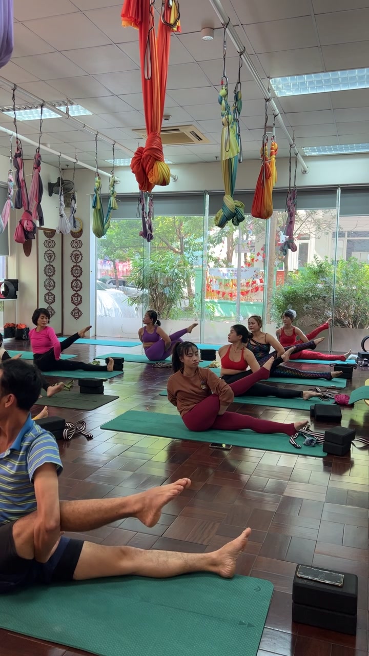 [🆕🇻🇳] Yoga Quỳnh Phạm – Chia sẻ kiến thức, kinh nghiệm luyện tập về yoga 🧘 Top1Yoga 🧘 Vặn xoắn – lớp nâng cao cuối tuần cùng Quỳnh Phạm
 , shares-0✔️ , likes-385❤️️ , date-2024-11-30 17:59:45🇻🇳🇻🇳🇻🇳📰🆕