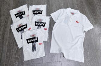 [???] Mizu Shop – Cửa hàng quần áo nữ  ? Top1Fashion ?  Mẫu polo sau bao lâu mong ngóng của em

Hok bit mí chế có thấy đẹp hok chứ e thik lém
Chất cá mềm mát lắm ạ

Bảng size:S M L
– S < 49kg
– M  , shares-0✔️ , likes-2❤️️ , date-2024-12-01 20:46:04????????