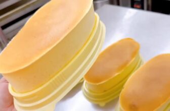 [🆕🇻🇳] Jasmine-tiệm bánh nhỏ xinh chuyên bánh mì, bánh kem Whipping chất lượng cao 🍔 Top1Food  🍜 BÔNG LAN PHÔMAI NHẬT để lạnh ăn là hết sẩy, mềm tan và béo ngậy, nhưng đặc biệt độ ngọt rất ít nha cả nhà.Bánh mới lên tủ làm lạnh ạ#bakery #cakeshop # , shares-0✔️ , likes-0❤️️ , date-2024-11-30 23:40:57🇻🇳🇻🇳🇻🇳📰🆕