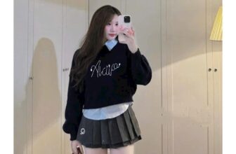 [🆕🇻🇳] Baby Shop Ngân Hà- Chuyên cung cấp,bán sỉ và lẻ đồ chơi,dụng cụ,quần áo trẻ em 🧑‍🧒❤️️👶⭐️ Lô áo này quá đẹp khách nhé, mang với chân váy hay quần jean, kaki j cũng đẹp, hàng 1 size 35-45(48) kg mang chuẩn đẹp, chốt 2 ngày sẵn tại shop e trả hàng , shares-0✔️ , likes-3❤️️ , date-2024-12-01 21:03:55🇻🇳🇻🇳🇻🇳📰🆕