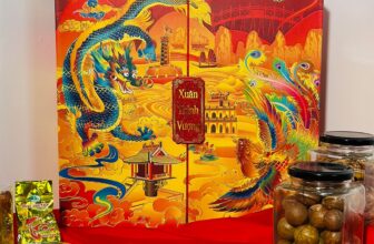 [🆕🇻🇳] Home Print In, thiết kế hàng đầu Việt Nam 🎨 Top1Designs ✨   Hộp Quà Tết Sang Trọng – Trao Gửi Ý Nghĩa Tết Đong ĐầyHộp quà Tết đẹp mắt, nổi bật và chất lượng là yếu tố giúp phần quà thêm đặc biệt, giá trị và ý ng , shares-0✔️ , likes-2❤️️ , date-2024-12-03 03:30:08🇻🇳🇻🇳🇻🇳📰🆕