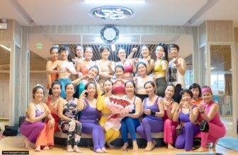 [🆕🇻🇳] Hương Anh Yoga Center 🧘 Top1Yoga 🤸🏻‍♀️  Lớp 𝐘𝐨𝐠𝐚 𝐅𝐥𝐨𝐰 cùng 𝐌𝐚𝐬𝐭𝐞𝐫 Tạ Thủy: Khám phá thế giới yoga đầy màu sắcBạn đang tìm kiếm một lớp học yoga flow sôi động và đầy cảm hứng? Hãy đến với lớp  , shares-0✔️ , likes-33❤️️ , date-2024-12-02 16:23:07🇻🇳🇻🇳🇻🇳📰🆕