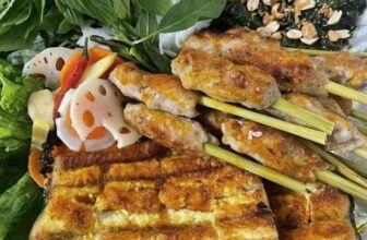 [🆕🇻🇳] Boss Seafood Vietnam – chuỗi nhà hàng chuyên các món Hải Sản 🍔 Top1Food  🍜 Bò lá lốt cuốn để làm mẹt cá siêu ngon cho nhà mình ạ.
Phile cá tầm hay cá chình .cá lăng lên mẹt kèm bò lá lốt hoặc nem lụi ăn cuốn bánh tráng rau rừng mắ , shares-1✔️ , likes-1❤️️ , date-2024-12-01 22:30:41🇻🇳🇻🇳🇻🇳📰🆕