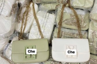 [???] Loan Vo – Chuyên các mặt hàng xuất khẩu quần áo, giày dép, túi xách  ? Top1Fashion ?  Màu cưng xĩu Lâu Lâu Ly.N AUTH TUỒN săn được lô, mẫu này diện áo dài xinh lắm ạ
L.Y.N MILLY M Crossbody bags Xịn sò
Dáng nhẹ nhàng, nữ tính nên rất hợp  , shares-0✔️ , likes-0❤️️ , date-2024-12-04 17:43:50????????