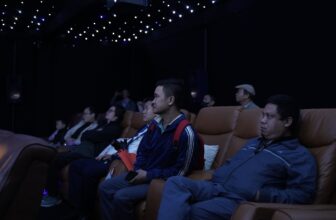 [🆕🇻🇳] Paramax 🛰🚀 Top1Tech 🤖💻 Kết thúc ngày đầu với những rộn ràng, các phòng trưng bày của PARAMAX tại AVShow 2024 rất vui khi được tiếp đón các vị Khách quý đến tham quan. Triển lãm N , shares-1✔️ , likes-20❤️️ , date-2024-12-08 01:32:13🇻🇳🇻🇳🇻🇳📰🆕