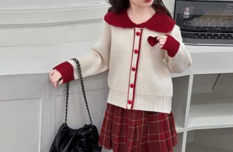 [🆕🇻🇳]  Moana Fashion – Quần áo trẻ em 🧑‍🧒❤️️👶⭐️  Đặt nhanh  nha các mom, sắp lạnh rồi ạEm về sẵn hàng ạ. Set áo len mix chân váy đẹp mê siêu xinh – mặc Noel đỉnh luôn ạ!!Áo len – váy dạ mềm mịn vừa  , shares-0✔️ , likes-0❤️️ , date-2024-12-06 16:40:39🇻🇳🇻🇳🇻🇳📰🆕