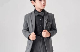 [🆕🇻🇳]  MMKID aims to bring kids the most high fashionable and high quality party design 🧑‍🧒❤️️👶⭐️ Bộ Vest cho bé trai với sự kết hợp hoàn hảo từ chất liệu nhập khẩu cao cấp nhất. Vải có bề mặt đanh mịn, mềm mại, dễ dàng tạo form dáng sắc nét, độ co giãn , shares-0✔️ , likes-0❤️️ , date-2024-12-06 02:04:53🇻🇳🇻🇳🇻🇳📰🆕