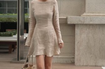 [🆕🇻🇳] OnmeLocal – 𝐒𝐨𝐦𝐞𝐭𝐡𝐢𝐧𝐠 𝐀𝐛𝐨𝐮𝐭 𝐋𝐢𝐧𝐞𝐧 𝐁𝐲 𝐎𝐍𝐌𝐄 – 𝐃𝐞𝐬𝐢𝐠𝐧 𝐈𝐧 𝐁𝐢𝐧𝐡 𝐃𝐮𝐨𝐧𝐠,𝐕𝐢𝐞𝐭𝐧𝐚𝐦 👕 Top1Fashion 👗  Yêu kiều trong thiết kế mềm mại đến từ chất liệu linen tơ cao cấp. Một màu nâu be nhạt thể hiện tính nữ vô cùng thanh tao.𝐋𝐨𝐮𝐢𝐬𝐚 𝐃𝐫𝐞𝐬𝐬 𝐁𝐲 𝐎𝐍𝐌𝐄.
, shares-11✔️ , likes-81❤️️ , date-2024-12-04 04:23:11🇻🇳🇻🇳🇻🇳📰🆕