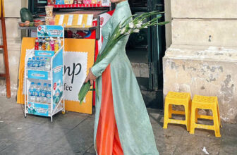 [🆕🇻🇳] Áo Dài Mẹ và Bé Kengin – Áo dài cho mẹ, cho bé, cho cả nhà mình 🧑‍🧒❤️️👶⭐️ | 𝐀́𝐨 𝐝𝐚̀𝐢 𝐓𝐡𝐚𝐧𝐡 𝐇𝐚̀ |Nhẹ nhàng và thanh khiết, 𝐓𝐡𝐚𝐧𝐡 𝐇𝐚̀ mang sắc xanh thanh nhã, như phản chiếu vẻ đẹp thiên nhiên tĩnh lặng của đất trời mùa Xuân. Khô , shares-1✔️ , likes-10❤️️ , date-2024-12-03 22:13:59🇻🇳🇻🇳🇻🇳📰🆕