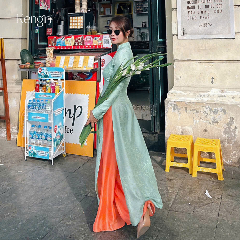 [🆕🇻🇳] Áo Dài Mẹ và Bé Kengin – Áo dài cho mẹ, cho bé, cho cả nhà mình 🧑‍🧒❤️️👶⭐️ | 𝐀́𝐨 𝐝𝐚̀𝐢 𝐓𝐡𝐚𝐧𝐡 𝐇𝐚̀ |Nhẹ nhàng và thanh khiết, 𝐓𝐡𝐚𝐧𝐡 𝐇𝐚̀ mang sắc xanh thanh nhã, như phản chiếu vẻ đẹp thiên nhiên tĩnh lặng của đất trời mùa Xuân. Khô , shares-1✔️ , likes-10❤️️ , date-2024-12-03 22:13:59🇻🇳🇻🇳🇻🇳📰🆕