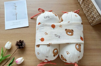 [🆕🇻🇳] Chipmunk Baby – Thương hiệu Việt Nam chuyên sản xuất và thương mại sản phẩm cho bé sơ sinh 🧑‍🧒❤️️👶⭐️ Hé lộ họa tiết mới tháng 12. Mời ba mẹ đặt gạch nhé:
– Chú Gấu quả cam
– Chú chó ham học
– Chú hề vui vẻ
– Chú gấu cây thôngHọa tiết nào đón tim ba mẹ rù , shares-0✔️ , likes-0❤️️ , date-2024-12-05 20:44:01🇻🇳🇻🇳🇻🇳📰🆕
