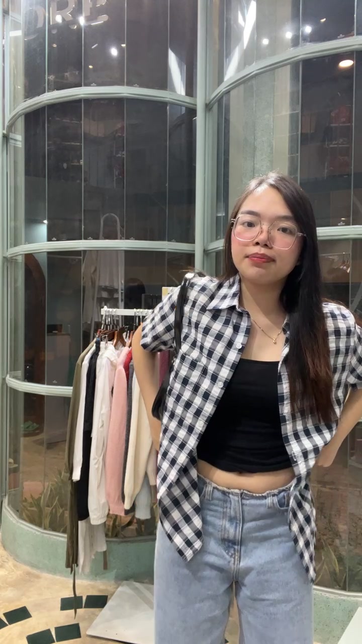 [???] Pomapan – Store vnxk – Thiết kế & Thời trang  ? Top1Fashion ?  Hàng newww cập bến các nàng vào live với em nhaaa 
 , shares-0✔️ , likes-2❤️️ , date-2024-12-06 01:43:37????????