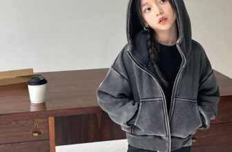 [🆕🇻🇳] Giang Kids- thời trang cao cấp cho bé 🧑‍🧒❤️️👶⭐️ Áo khoác bé gái xinh xỉuuuu
•sz 100-160__________𝗚𝗶𝗮𝗻𝗴𝗞𝗶𝗱𝘀____________
Order QCCC giá cực yêu
Giao hàng kiểm tra thoải mái trước khi nhận
Order nhanh , shares-0✔️ , likes-0❤️️ , date-2024-12-04 22:37:36🇻🇳🇻🇳🇻🇳📰🆕