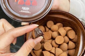 [🆕🇻🇳] Bếp của Tí  (Ăn vặt nhà Tí) – Chuyên các mặt hàng ăn vặt chất lương, an toàn 🍔 Top1Food  🍜 E gom socola nama ạ
Hàng lạnh nên gom đủ thùng e mới giao nha khách ui. Giá rẻ thui ạ
#socolanama
, shares-0✔️ , likes-2❤️️ , date-2024-12-05 03:48:56🇻🇳🇻🇳🇻🇳📰🆕