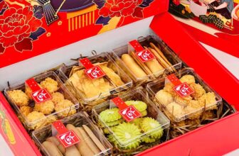 [🆕🇻🇳] Hộp giấy đựng thực phẩm, Cốc Giấy, Bát Giấy, Hộp đựng bánh sinh nhật  🎨 Top1Designs ✨   𝐇𝐎̣̂𝐏 𝐕𝐔𝐎̂𝐍𝐆 𝐍𝐇𝐔̛̣𝐀 𝐂𝐔̛́𝐍𝐆 𝐋𝐄̂𝐍 𝐒𝐄𝐓 𝐌𝐈𝐗 𝐐𝐔𝐀̀ 𝐓𝐄̂́𝐓* 𝑯𝒐̣̂𝒑 𝒗𝒖𝒐̂𝒏𝒈 𝒏𝒉𝒖̛̣𝒂 𝒄𝒖̛́𝒏𝒈
Kích thước: 9.5×9.5x6cm* 𝐇𝐎̣̂𝐏 𝐐𝐔𝐀̀ 𝐓𝐄̂́𝐓 𝐋𝐎̣̂𝐂 𝐀𝐍 – 𝐋𝐎̣̂𝐂 𝐗𝐔𝐀̂𝐍
K , shares-1✔️ , likes-2❤️️ , date-2024-12-06 22:40:15🇻🇳🇻🇳🇻🇳📰🆕