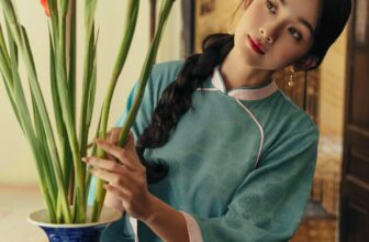 [🆕🇻🇳] Tủ Nhà Mây – Wear Easy. Feel Comfy. Be Happy 👕 Top1Fashion 👗  𝐀́𝐨 𝐃𝐚̀𝐢 Đ𝐨̂̀𝐧𝐠 𝐃𝐚𝐨 Đ𝐨̂𝐧𝐠. Mẫu Áo Dài trên chất liệu lụa quen thuộc đã không còn quá xa lạ với cô Mây. Mềm, nhẹ nhưng đủ giữ ấm khi thời tiết se lạnh, phom , shares-3✔️ , likes-45❤️️ , date-2024-12-08 02:47:37🇻🇳🇻🇳🇻🇳📰🆕