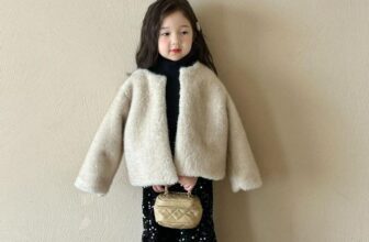 [🆕🇻🇳]  San San Kids – Quần áo trẻ em cao cấp 🧑‍🧒❤️️👶⭐️ BỘ SƯU TẬP THU ĐÔNG 2024 MỚI NHẤT
Màu: Vui lòng xem dưới hình.
HÀNG ORDER
Vui lòng xem giá dưới trong từng ảnh , chi tiêt xin liên hệ shop
========== , shares-0✔️ , likes-3❤️️ , date-2024-12-07 16:57:34🇻🇳🇻🇳🇻🇳📰🆕