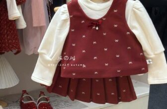 [🆕🇻🇳] Su An Kids – Phân phối Sỉ & Lẻ Quần áo trẻ em hàng Quảng Châu CC, VNTK 🧑‍🧒❤️️👶⭐️ – Set dạ nơ 3 chi tiết cưng xỉu
– Áo nỉ + gile dạ + cvay dạ QCCC
sz (11-28kg)
, shares-0✔️ , likes-3❤️️ , date-2024-12-06 23:13:04🇻🇳🇻🇳🇻🇳📰🆕