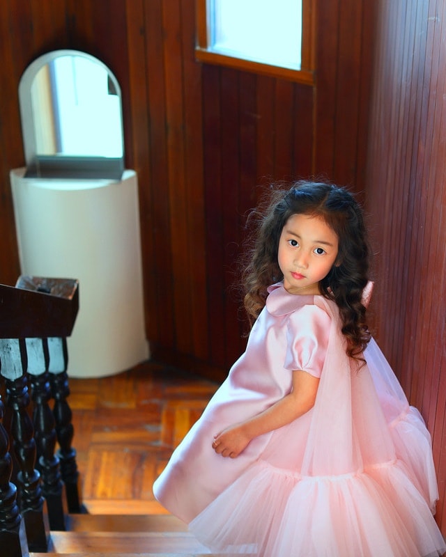 [🆕🇻🇳]  MMKID aims to bring kids the most high fashionable and high quality party design 🧑‍🧒❤️️👶⭐️ Chiếc đầm công chúa xinh xắn cho bé gái với tone hồng thật dễ thương ngọt ngào, màu hồng yêu thương của tất cả các cô công chúa bé nhỏ, khiến bé tự tin toả , shares-0✔️ , likes-0❤️️ , date-2024-12-07 19:09:23🇻🇳🇻🇳🇻🇳📰🆕