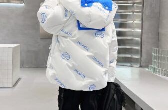 [🆕🇻🇳] VoiVoi KIDS – Thời trang trẻ em độc đáo 🧑‍🧒❤️️👶⭐️ 1 em phao lông vũ   –#Hàng HongKong bao chuẩn từ from đến chất
#Newcollection…………………………VoiVoi Kids – Thời trang trẻ em độc đáo
46B Trần Hữu Tư , shares-0✔️ , likes-0❤️️ , date-2024-12-08 15:54:05🇻🇳🇻🇳🇻🇳📰🆕