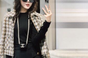 [🆕🇻🇳] H’allure – “If you’re an open book, there’s no allure.” – Alexander McQueen 👕 Top1Fashion 👗  𝐓𝐇𝐄 𝐄𝐒𝐒𝐄𝐍𝐂𝐄 𝐎𝐅 𝐂𝐇𝐈𝐂Some pieces never go out of style. This jacket is crafted to accompany you through every occasion with grace, offering a perfect balan , shares-0✔️ , likes-25❤️️ , date-2024-12-08 21:00:07🇻🇳🇻🇳🇻🇳📰🆕