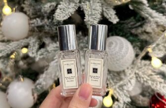 [🆕🇻🇳]  Chickbaby order Uk – Hàng xách tay mẹ và bé – Chuyên order đồ auth các hãng uk, us: HM, NEXT, GEORGE, MATALAN… 🧑‍🧒❤️️👶⭐️ Jomalon english pear
Mini 9ml, dạng xịtThuộc tông mùi trái cây, hoa cỏ, tươi mátEm nước hoa này mang phong cách nữ tính, gợi cảm, nhẹ nhàng với , shares-0✔️ , likes-1❤️️ , date-2024-12-08 19:28:15🇻🇳🇻🇳🇻🇳📰🆕