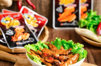 [🆕🇻🇳] Đồ ăn vặt ALACO chuyên chân gà, cánh gà, cá cơm ăn liền hot-trend của giới trẻ 🍔 Top1Food  🍜 Đầu cánh gà vị cay ngọt ALACO  món ăn vặt cho ngày dài mệt mỏi tan biếnLà phần đặc biệt với da và gân, đầu cánh gà đem lại trải nghiệm thực sự khác biệt, , shares-0✔️ , likes-0❤️️ , date-2024-12-07 23:57:02🇻🇳🇻🇳🇻🇳📰🆕