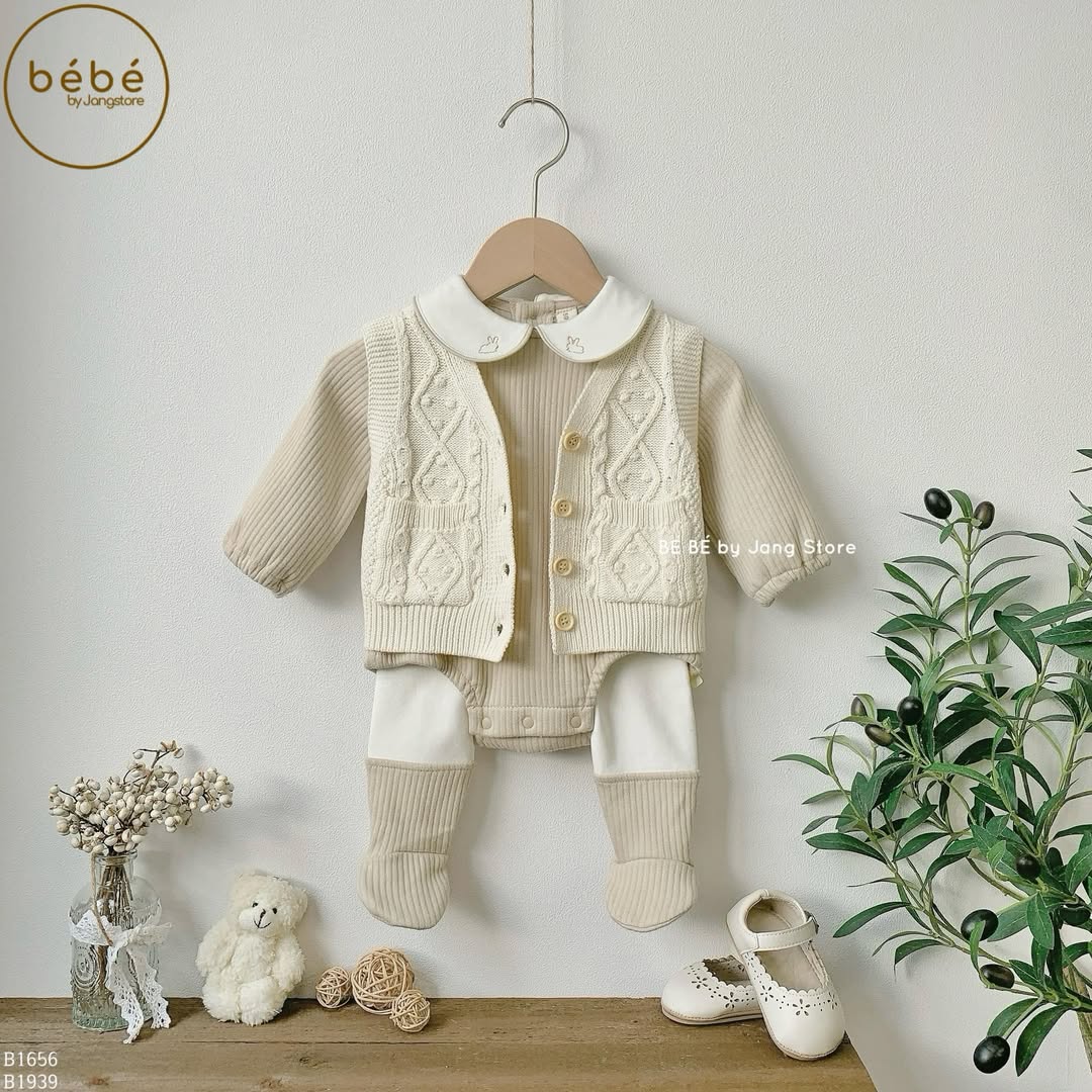 [🆕🇻🇳] BÉ BÉ by Jang Store – Cửa hàng quần áo sơ sinh & trẻ em 🧑‍🧒❤️️👶⭐️  Set body chip kèm quần cổ sen thêu hình thỏ đáng iu, tone nâu nhạt Hàn siêu dễ mặc𝗕𝗘́ 𝗕𝗘́ 𝗯𝘆 𝗝𝗮𝗻𝗴𝘀𝘁𝗼𝗿𝗲
——————————————-
Onlin , shares-0✔️ , likes-0❤️️ , date-2024-12-08 22:09:00🇻🇳🇻🇳🇻🇳📰🆕