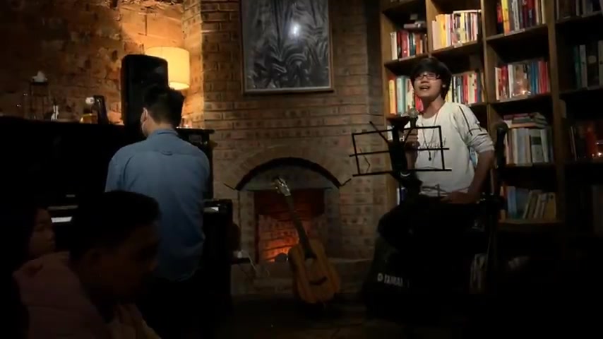 [☕️🇻🇳] Tranquil Books & Coffee –  cafe sách đẹp 🥤 Top1Coffee ☕️ Xin chào các bạn,Tối nay là đêm cuối Khanh là host của Open Mic ở 15b Trần Hưng Đạo.  Như bao host khác của Tranquil, Khanh bắ , shares-0✔️ , likes-2❤️️ , date-2024-12-08 04:58:57🇻🇳🇻🇳🇻🇳📰🆕