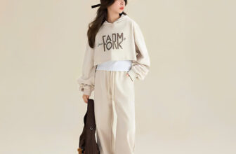 [🆕🇻🇳] Beeshop – Thiết kế & Thời trang 🧑‍🧒❤️️👶⭐️  Set 3 chi tiết Farmfork chưa bao giờ hết hot tại Beeshop nhaPhong cách thể thao, thoải mái bé nào cũng mê!Đủ size 22-48kg ( size 130-170 )
, shares-0✔️ , likes-10❤️️ , date-2024-12-11 04:40:02🇻🇳🇻🇳🇻🇳📰🆕