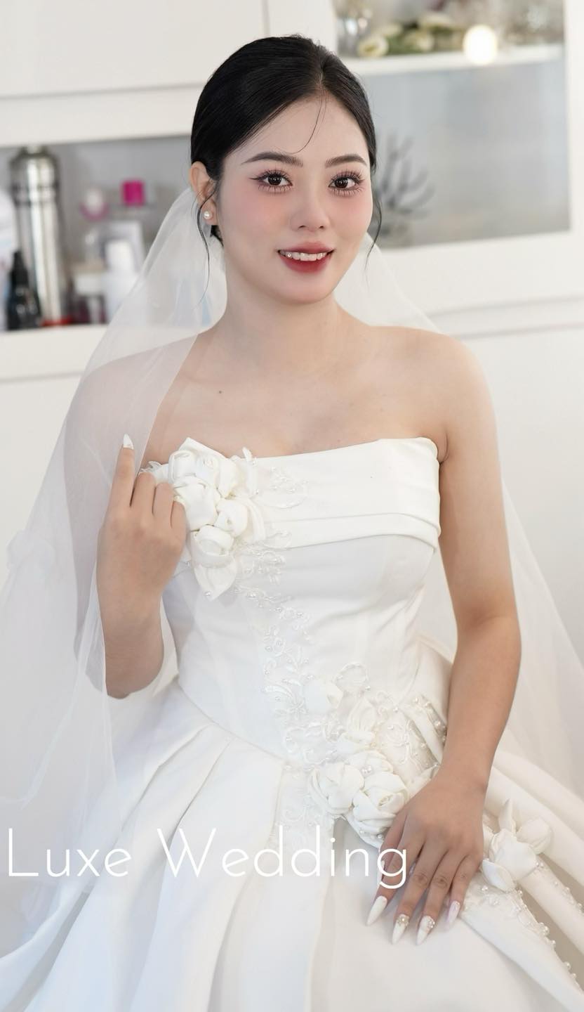 [🔑🇻🇳] Mindi Store – Cho Thuê Đồ Thiết Kế Dự Tiệc Toàn Quốc 🤝 Top1Rent 🔑   𝑨́𝒐 𝑫𝒂̀𝒊 𝑪𝒂́𝒄𝒉 𝑻𝒂̂𝒏 – 𝑿.𝒆́𝒐 𝑿.𝒐̣𝐀́𝐨 𝐝𝐚̀𝐢 𝐇𝐮𝐲̀𝐧𝐡 𝐃𝐢𝐞̣̂𝐩 nằm trong BST Dinh Hoa của nhà 𝐗.𝐞́𝐨 𝐗.𝐨̣Với chất liệu tơ tằm 100% thoáng mát, nhẹ cùng với họ , shares-0✔️ , likes-0❤️️ , date-2024-12-09 00:00:11🇻🇳🇻🇳🇻🇳📰🆕