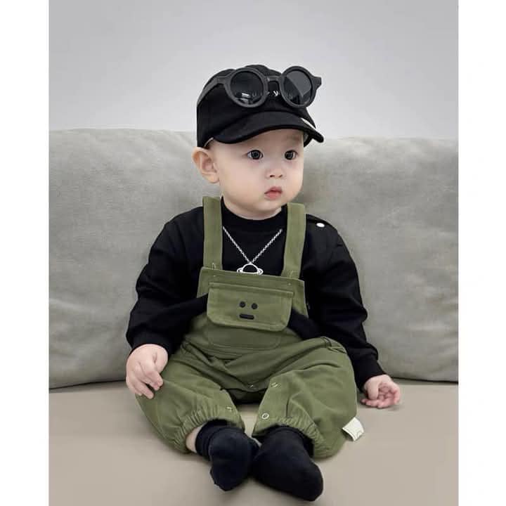 [🆕🇻🇳]  SAM ƠI – chuyên đồ Tết cho bé với đa dạng mẫu mã 🧑‍🧒❤️️👶⭐️ Mấy c thắc mắc sao đồ lâu. Dạ vải bên em đặt riêng, nhà vải còn sản xuất, nhuộm nữa.
Xong về em còn giặt, phơi xử lý vải 7749 bước mới may ạ
, shares-0✔️ , likes-0❤️️ , date-2024-12-08 22:36:54🇻🇳🇻🇳🇻🇳📰🆕