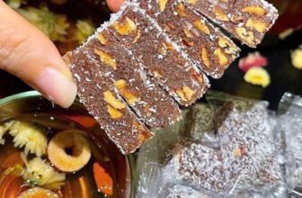 [🆕🇻🇳] LÒ MỨT DỪA – Mứt dừa non 🍔 Top1Food  🍜  KẸO GỪNG TÁO ĐỎ80kkkkkk/500g)Nguyên liệu tuyển chọn, mix từ các vị thảo mộc như: táo đỏ, gừng tươi. Bánh mềm, dẻo, ngọt ngào và ấm nống của gừng.B , shares-0✔️ , likes-3❤️️ , date-2024-12-10 14:55:38🇻🇳🇻🇳🇻🇳📰🆕