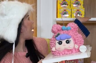 [🆕🇻🇳] BLOOM CAKE • 𝐓𝐡𝐞̂́ 𝐠𝐢𝐨̛́𝐢 𝐜𝐮̉𝐚 𝐧𝐡𝐮̛̃𝐧𝐠 𝐜𝐡𝐢𝐞̂́𝐜 𝐛𝐚́𝐧𝐡 𝐱𝐢𝐧𝐡 🍔 Top1Food  🍜 XEM LIVESTREAM NHẬN BLIND BOX BABY THREE
, shares-0✔️ , likes-26❤️️ , date-2024-12-12 03:38:21🇻🇳🇻🇳🇻🇳📰🆕