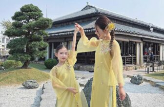 [🆕🇻🇳]  LUV MICHI – Thời trang trẻ em cao cấp 🧑‍🧒❤️️👶⭐️ Chán hồng chán đỏ ta đổi sắc vàng
Size mẹ e có từ S tới 5XL tha hồ size cho mẹ ạ
Bé 1-16(9-40kg)
Chất liệu tơ kim sa thêu + đính
, shares-0✔️ , likes-3❤️️ , date-2024-12-10 01:24:19🇻🇳🇻🇳🇻🇳📰🆕