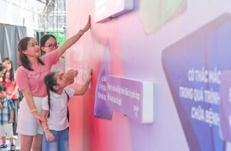 [🆕🇻🇳] AIA Việt Nam-thành viên của tập đoàn bảo hiểm nhân thọ hàng đầu thế giới ♥️️ Top1Index 📚  AIA VITALITY FEST 2024  – CẢM ƠN VÌ TRIỆU KHOẢNH KHẮC ĐÁNG NHỚ
Triệu nụ cười cùng bé yêuCảm ơn những vị khách “nhí” đã cùng cha mẹ đến tham dự ngày hộ , shares-8✔️ , likes-237❤️️ , date-2024-12-09 23:44:09🇻🇳🇻🇳🇻🇳📰🆕