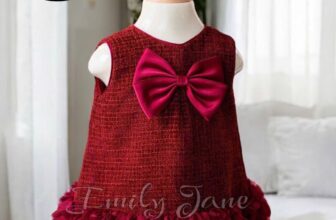 [🆕🇻🇳] Emily Jane – Váy đầm công chúa thiết kế cho bé 🧑‍🧒❤️️👶⭐️ Uiiiii trùiiiii mê em nhé
Váy đầm dáng suông chữ A, thân vải dạ-phối tùng hoa hồng xinh xẻo, tiêu thư lắm ạ.
4-49kg.
#EmilyJane #vaydamcongchuabegai #vayda , shares-0✔️ , likes-3❤️️ , date-2024-12-12 16:53:06🇻🇳🇻🇳🇻🇳📰🆕