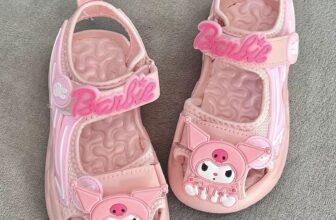 [🆕🇻🇳]  Bí Bo Shop- Order hàng Quảng Châu cao cấp 🧑‍🧒❤️️👶⭐️ Hàng sẵn ạ
Sandal, giày búp bê xinh cho bé gái.Size 26 – 37
—————-
𝐂𝐚𝐦 𝐤𝐞̂́𝐭 𝐡𝐚̀𝐧𝐠 𝐲 𝐚̉𝐧𝐡, 𝐧𝐡𝐚̣̂𝐧 𝐡𝐚̀𝐧𝐠 𝐤𝐢𝐞̂̉𝐦 𝐭𝐫𝐚 𝐭𝐫𝐮̛𝐨̛́𝐜 𝐤𝐡𝐢 𝐭𝐡𝐚𝐧𝐡 𝐭𝐨𝐚́𝐧. , shares-0✔️ , likes-1❤️️ , date-2024-12-13 02:14:36🇻🇳🇻🇳🇻🇳📰🆕