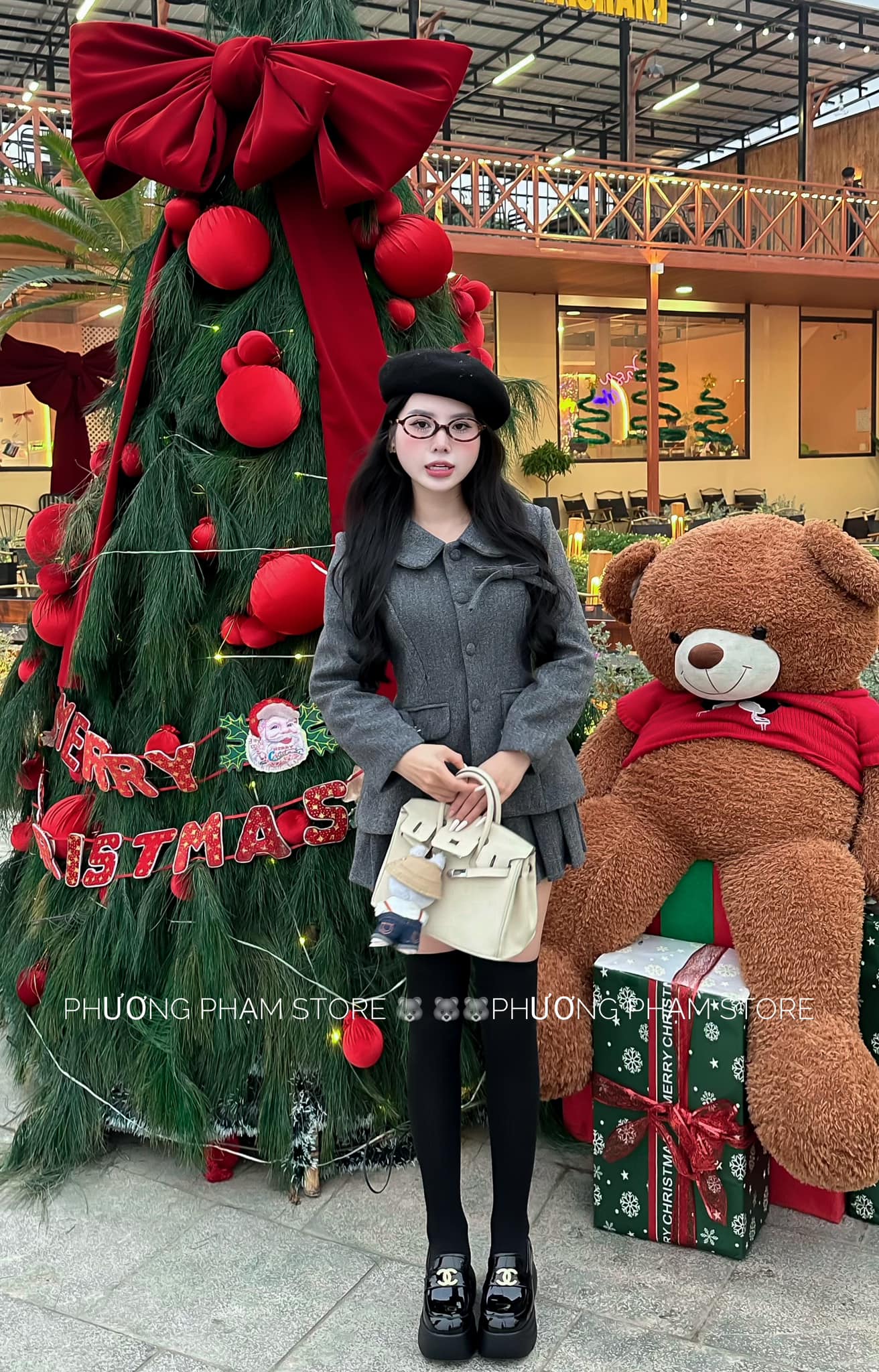 [🆕🇻🇳] LAVIEM Design –  Thiết kế vô cùng tinh tế, tỉ mỉ trong từng chi tiết👕 Top1Fashion 👗  𝐋𝐀𝐃𝐘 𝐈𝐍 𝐂𝐄𝐋𝐈𝐍 𝐃𝐑𝐄𝐒𝐒
Hướng đến những thiết kế tinh giản trong từng chi tiết nhưng vẫn thật thời thượng, LAVIEM chọn Celin Dress với sắc màu đỏ tràn ngập khô , shares-0✔️ , likes-19❤️️ , date-2024-12-11 17:16:02🇻🇳🇻🇳🇻🇳📰🆕