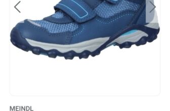 [???] Giày xuất khẩu, giày trẻ em xuất khẩu, giày xuất khẩu nam nữ  ? Top1Fashion ?  Boot đi mùa đông cho bé
Size 28 bàn chân 17-17.5 cm
Quai xé dán, có chống thấm nước
Thương hiệu nổi tiếng của Đức
, shares-0✔️ , likes-1❤️️ , date-2024-12-12 19:29:24????????