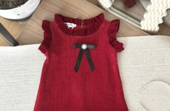 [???] Lê Ngọc Dung – Chuyên sỉ Qate  ?‍?❤️️?⭐️ Hàng new cực sịn xò luôn ạ, ko hot ko đẹp ko lấy tiền ạ.
Bé mặc diện tết diện noel xinh hết nấc luôn nhé ạ
Mã #E11 sz 8-26kg
E mời cả nhà lên đơn ạ
, shares-0✔️ , likes-36❤️️ , date-2024-12-12 14:53:37????????