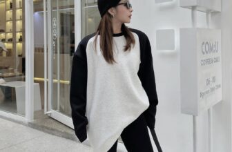 [🆕🇻🇳] Nguyen My – Cửa hàng quần áo 👕 Top1Fashion 👗  Ấm nhưng vẫn phải chất
Áo thun nĩ tay phối có mút độn vai mặc cá tính lắm luôn ạ
Kênh shopee :
_________________________________
𝐅𝐫𝐞𝐞𝐬𝐡𝐢𝐩 𝐤𝐡𝐢 𝐦𝐮𝐚 𝐭𝐫𝐞̂𝐧 𝟐 , shares-0✔️ , likes-5❤️️ , date-2024-12-12 16:18:02🇻🇳🇻🇳🇻🇳📰🆕