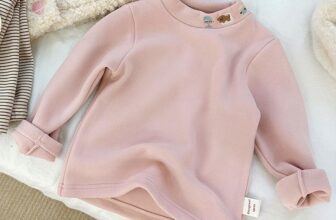 [🆕🇻🇳] NHI CHAN  (Kid Clothings) – Chuyên quần áo bé gái Quảng Châu cao cấp 🧑‍🧒❤️️👶⭐️ Thời tiết lạnh như này cần lắm một áo giữ nhiệt cho bé
Chất nỉ giữ nhiệt tốt, mềm mại k gây khó chịu cho bé khi mặc
Size 100-150
Hàng có sẵn ạ
, shares-1✔️ , likes-1❤️️ , date-2024-12-13 17:59:58🇻🇳🇻🇳🇻🇳📰🆕