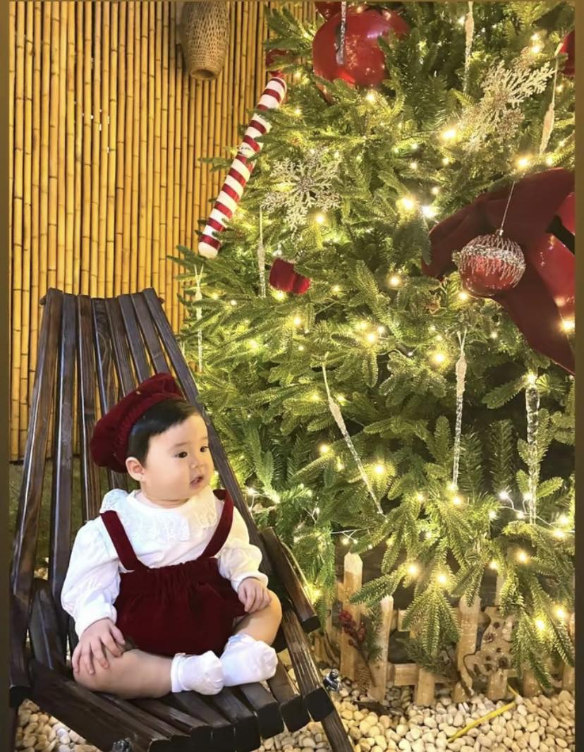 [🆕🇻🇳] Tiệm Sun – Quần áo đẹp cho bé – Bí mật của những em bé TỰ TIN – THẦN THÁI và HẠNH PHÚC � 🧑‍🧒❤️️👶⭐️ Lượm lặt được 2 chiếc ảnh xinhhhh  TẶNG NGAY VOUCHER KHỦNG cho mom mua sắm tại shopee nhaMã AFFHAY – Giảm 30K đơn từ 99KMã AFFHOZI – Giảm 20% tối đa  , shares-0✔️ , likes-4❤️️ , date-2024-12-14 03:44:40🇻🇳🇻🇳🇻🇳📰🆕