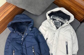 [🆕🇻🇳] Tớ là Cá – Set for Kids – Shop chuyên bán đồ bộ rời cho bé trai 0-7 tuổi 😎❤️️⭐️  SIU PHẨM size 10-40kg: ÁO KHOÁC xuất dư xịn sò dày dặn của C&A.  #420k/c. Nhận hàng chỉ có ưng. Xịn từ đường may đến khoác kéo. Hàng về chỉ 27 cái. Một số , shares-2✔️ , likes-18❤️️ , date-2024-12-13 23:23:42🇻🇳🇻🇳🇻🇳📰🆕