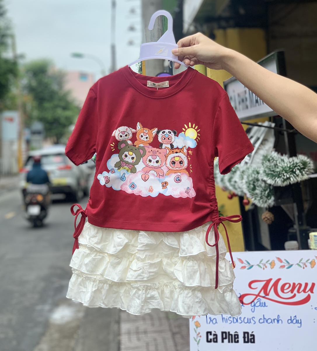 [🆕🇻🇳] LITIBABY Hồ Chí Minh 😎❤️️⭐️ Set chân váy tầng hot trend Baby Three
Chất liệu áo thun chính phẩm rút dây 2 bên, hình in sắc nét. Chân váy tầng viền lé chất lụa nhập mềm mát (có chip đù , shares-0✔️ , likes-7❤️️ , date-2024-12-14 18:49:56🇻🇳🇻🇳🇻🇳📰🆕