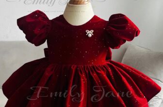 [🆕🇻🇳] Emily Jane – Váy đầm công chúa thiết kế cho bé 🧑‍🧒❤️️👶⭐️ Đo đỏ chứng tỏ năm hết Tết đến
Đầm nhung thu đông , nay em lên dài tay và cộc tay đây ạ
4-49kg.
#EmilyJane #vaydamcongchuabegai #vaydamthietkecaocap #vayxi , shares-0✔️ , likes-5❤️️ , date-2024-12-18 15:55:17🇻🇳🇻🇳🇻🇳📰🆕